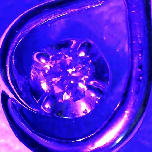 4℃(ヨンドシー)の正規美品/4℃/ヨンドシィ/ダイヤモンド&ブルートパーズ/両面ネックレス/k10 レディースのアクセサリー(ネックレス)の商品写真