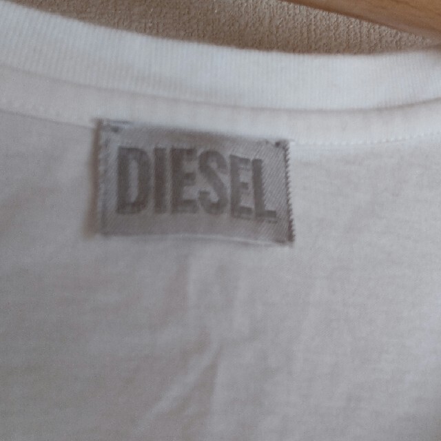 DIESEL(ディーゼル)の美品　DIESELホワイトサイズ M レディースのトップス(Tシャツ(半袖/袖なし))の商品写真