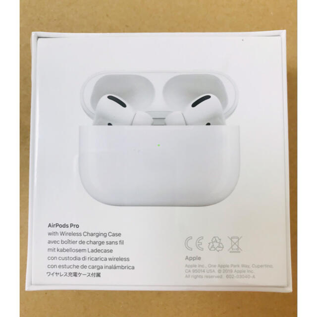 Apple(アップル)の【新品・未開封】Apple AirPods Pro スマホ/家電/カメラのオーディオ機器(ヘッドフォン/イヤフォン)の商品写真