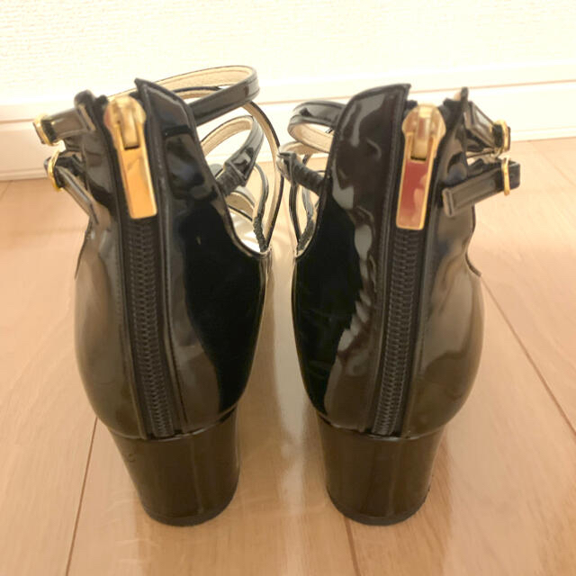 ル　タロン　ベイクルーズ　エナメル　パンプス  ブラック レディースの靴/シューズ(ハイヒール/パンプス)の商品写真