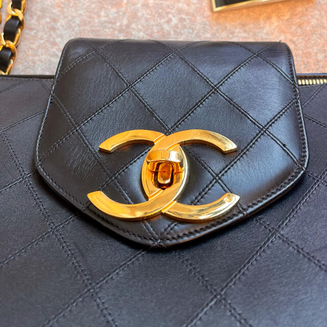 CHANEL(シャネル)の未使用❤️CHANEL シャネル❤️マトラッセ❤️スーパーモデルバック❤️ レディースのバッグ(ショルダーバッグ)の商品写真