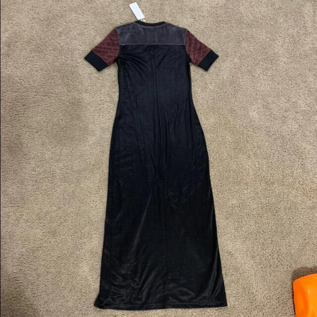 Alexander Wang - 新品 adidas Alexanderwang コラボ ワンピース Alexander Wang - 新品 adidas Alexanderwang コラボ ワンピース