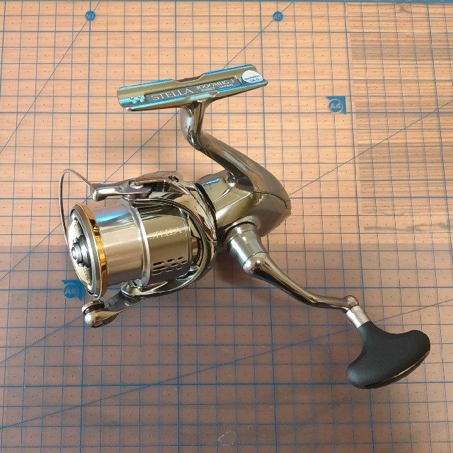 SHIMANO 18ステラ3000MHG