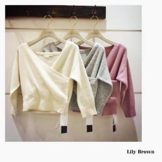 リリーブラウン(Lily Brown)のLily Brown♡カシュクールオフショルニット(ニット/セーター)