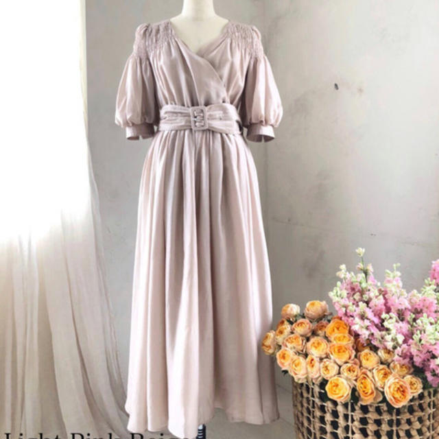 SNIDEL(スナイデル)のherlipto Airy Volume Sleeve Dress 同型品 レディースのワンピース(ロングワンピース/マキシワンピース)の商品写真