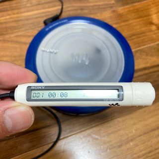 ソニー(SONY)のSONY CDウォークマン D-EJ855（リモコン：RM-MC10L付）(ポータブルプレーヤー)