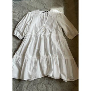 ザラ(ZARA)のZARA ピーターパン襟つきシャツ　ホワイト(シャツ/ブラウス(長袖/七分))