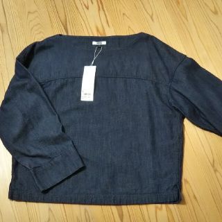 ユニクロ(UNIQLO)のユニクロ ボートネックブラウス S新品(カットソー(長袖/七分))