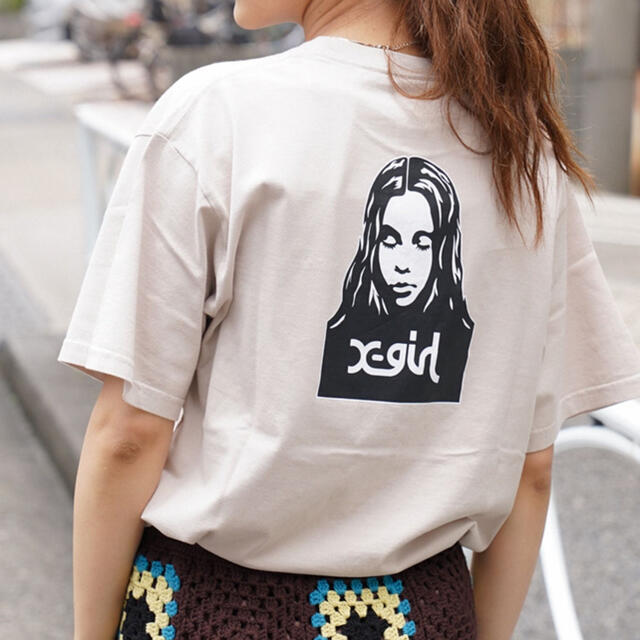 X-girl(エックスガール)のエックスガール FACE S/S TEE Mサイズ レディースのトップス(Tシャツ(半袖/袖なし))の商品写真