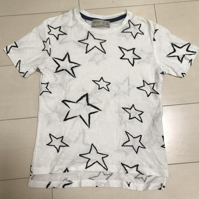 ZARA KIDS(ザラキッズ)のZARA BOYS 星柄Tシャツ キッズ/ベビー/マタニティのキッズ服男の子用(90cm~)(Tシャツ/カットソー)の商品写真