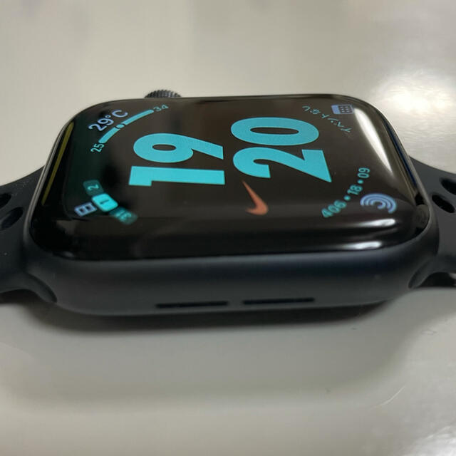 Apple Watch(アップルウォッチ)の【美品】アップルウォッチApple Watch4 44mm GPS ナイキモデル メンズの時計(腕時計(デジタル))の商品写真