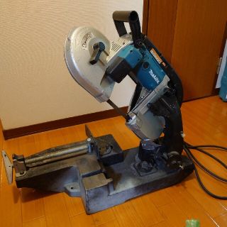 マキタ(Makita)のﾏｷﾀ　ﾎﾟｰﾀﾌﾞﾙﾊﾞﾝﾄﾞｿｰ2107FW定置式(その他)