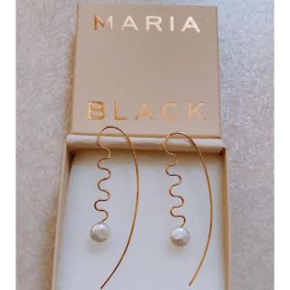 エストネーション(ESTNATION)のMARIA BLACK ピアス ゴールド　箱無し(ピアス)