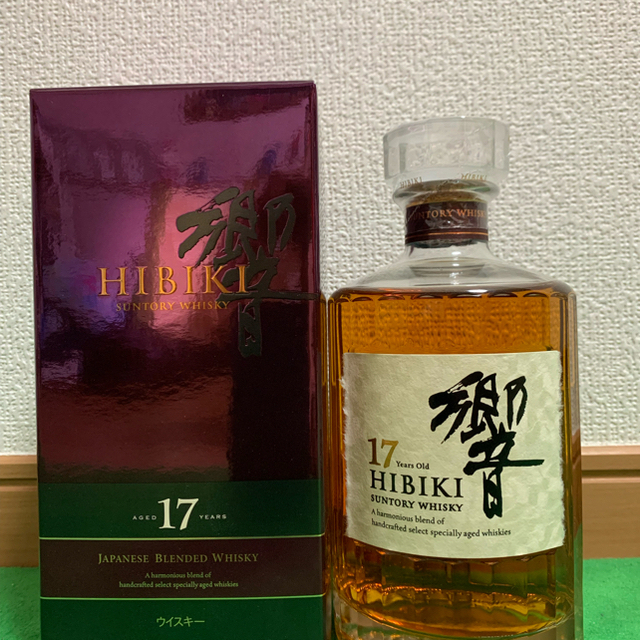 【SALE/55%OFF】 サントリー - 響17年(箱付き) ウイスキー 【SALE/55%OFF】 サントリー - 響17年(箱付き) ウイスキー