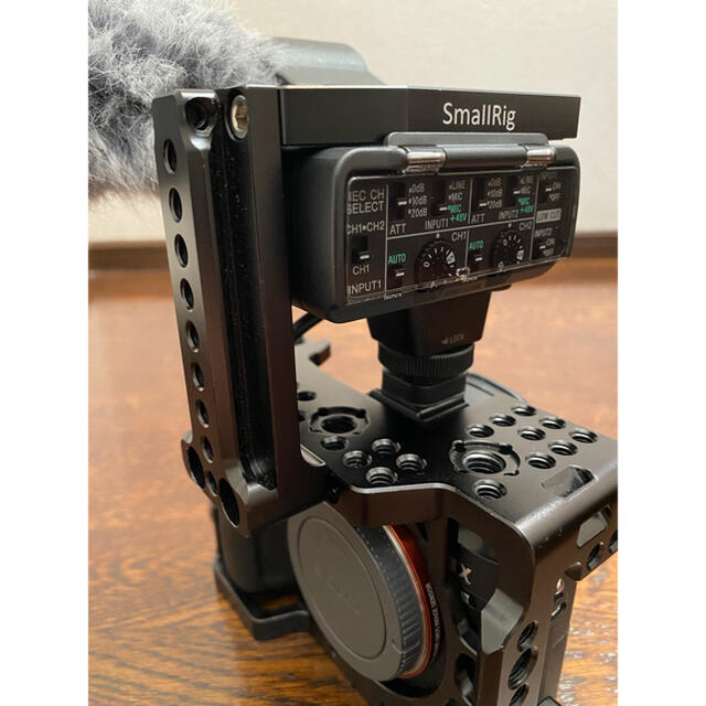 SONY(ソニー)のSONY α7iii/XLR-K2M/SmallRigケージ スマホ/家電/カメラのカメラ(ミラーレス一眼)の商品写真