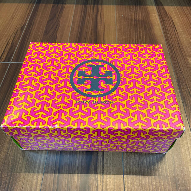 Tory Burch(トリーバーチ)の値引き！トリーバーチ　サンダル　ヒール レディースの靴/シューズ(ハイヒール/パンプス)の商品写真