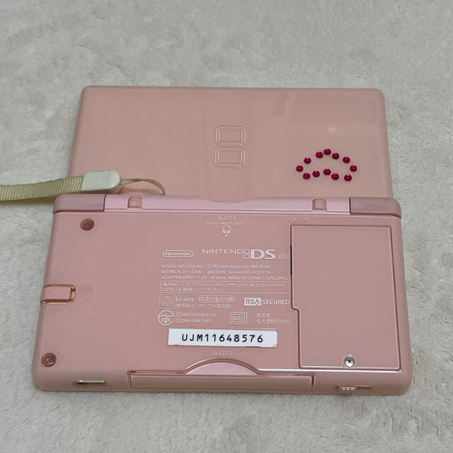 ニンテンドーDS(ニンテンドーDS)のDS light 本体 ピンク エンタメ/ホビーのゲームソフト/ゲーム機本体(家庭用ゲーム機本体)の商品写真