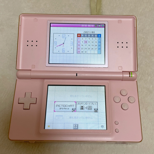 ニンテンドーDS(ニンテンドーDS)のDS light 本体 ピンク エンタメ/ホビーのゲームソフト/ゲーム機本体(家庭用ゲーム機本体)の商品写真