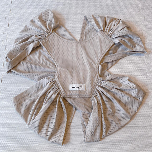 〜a◎様 専用〜2021コニー抱っこ紐サマー Beige ベージュ キッズ/ベビー/マタニティの外出/移動用品(抱っこひも/おんぶひも)の商品写真