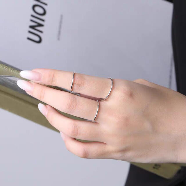 1mm 3色 セットリング ピンキーリング ステンレスリング 金属アレルギー対応 レディースのアクセサリー(リング(指輪))の商品写真