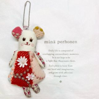 ミナペルホネン(mina perhonen)のりればば様(バッグチャーム)