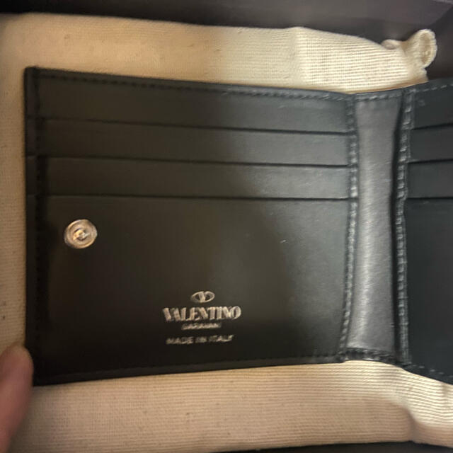 VALENTINO(ヴァレンティノ)のVALENTINO VLTN TIMES ネック ウォレット メンズのファッション小物(折り財布)の商品写真