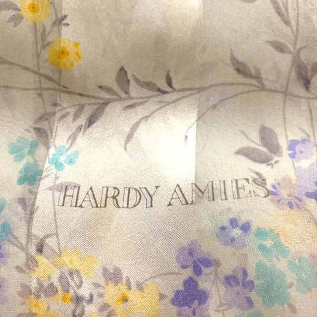 HARDY AMIES(ハーディエイミス)のHARDY AMIES シルクスカーフ レディースのファッション小物(バンダナ/スカーフ)の商品写真