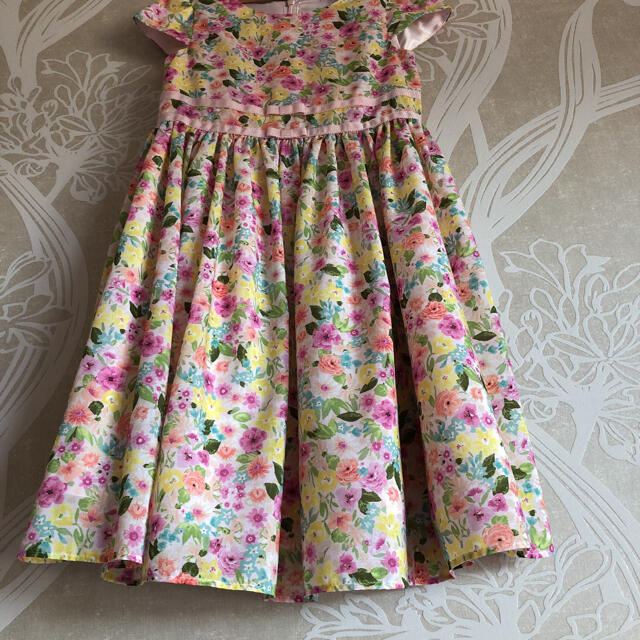 新製品情報も満載 メゾピアノ 総刺繍 ワンピース 110 美品 econet.bi