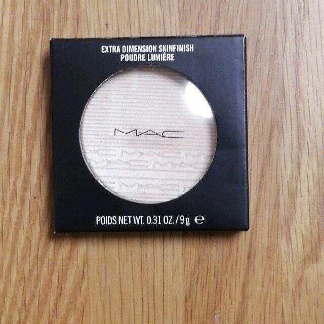 MAC(マック)の【新品】MAC☆エクストラディメンション スキンフィニッシュ ダブルグリーム コスメ/美容のベースメイク/化粧品(フェイスパウダー)の商品写真