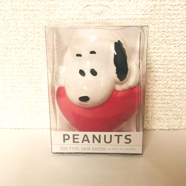 SNOOPY(スヌーピー)のスヌーピー　エッグ型ヘアブラシ　ハート エンタメ/ホビーのコスプレ(その他)の商品写真