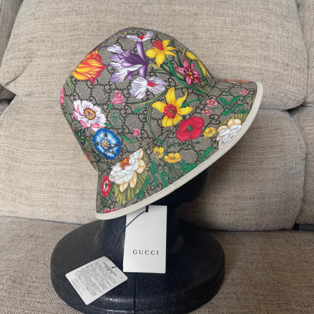 Gucci(グッチ)のゆきりんこ様 専用　新品 グッチ GUCCI ハット 帽子 花柄  L 58cm レディースの帽子(ハット)の商品写真