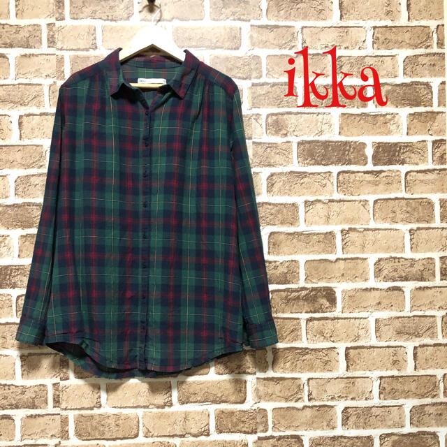 ikka(イッカ)の【超人気】❤イッカ❤ シャツ ブラウス 緑 チェック 紺 赤 ikka 〈M〉 レディースのトップス(シャツ/ブラウス(長袖/七分))の商品写真