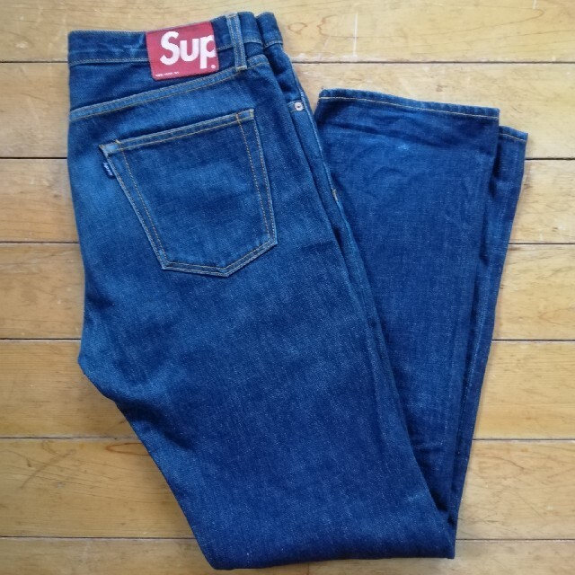 Supreme(シュプリーム)の限定値下げシュプリーム　ジーンズSupreme Slim Jean　36 xL メンズのパンツ(デニム/ジーンズ)の商品写真