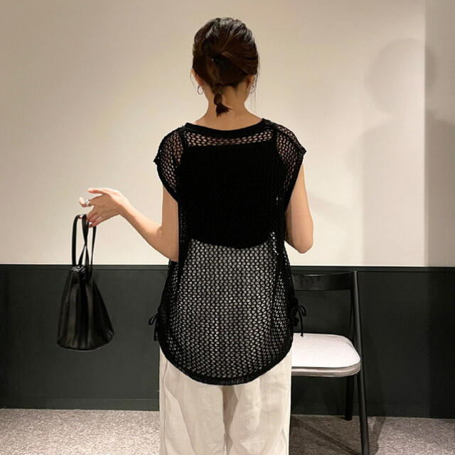 STYLENANDA(スタイルナンダ)のside string net knit vest ヌグ　nugu レディースのトップス(ニット/セーター)の商品写真