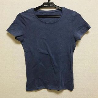 ユニクロ(UNIQLO)のUNIQLO ユニクロ　青　ブルー　シンプル　Tシャツ(Tシャツ(半袖/袖なし))