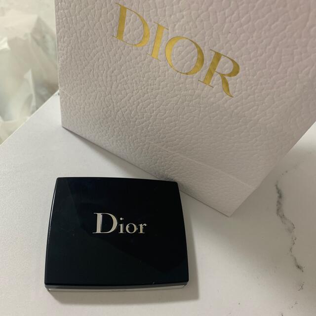 Christian Dior(クリスチャンディオール)のChristian Dior サンクルール 849 専用のため購入不可 コスメ/美容のベースメイク/化粧品(アイシャドウ)の商品写真