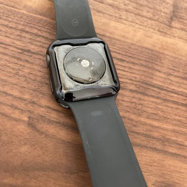 Apple Watch(アップルウォッチ)のApple Watch se 40mm (GPS)スペースグレイ　アルミニウム メンズの時計(腕時計(デジタル))の商品写真