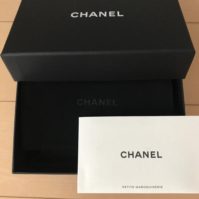 CHANEL(シャネル)の新品シャネルカードケース レディースのファッション小物(コインケース)の商品写真