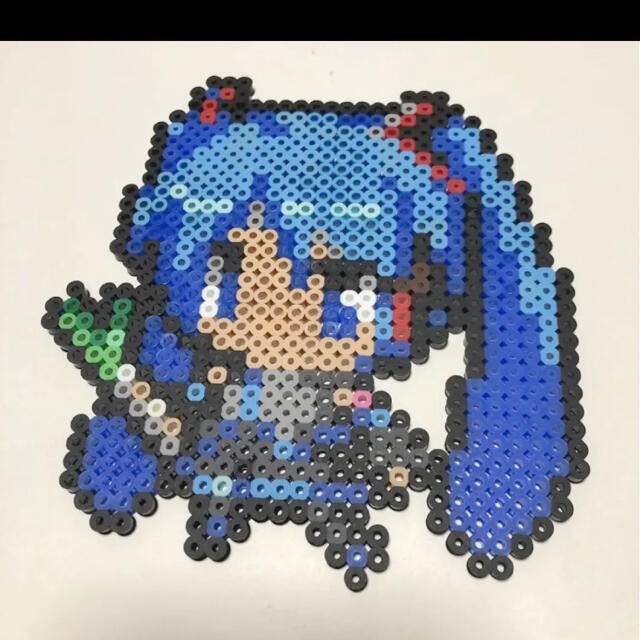 アイロンビーズ完成品 ♡初音ミク♡ chateauduroi.co