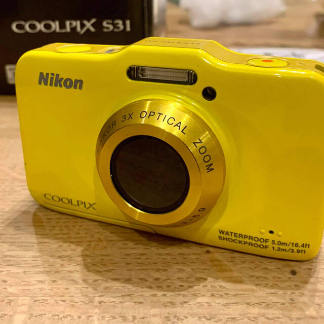 Nikon(ニコン)のNikon COOLPIX Style COOLPIX S31 YELLOW スマホ/家電/カメラのカメラ(コンパクトデジタルカメラ)の商品写真