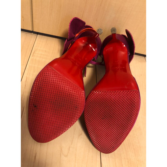 Christian スワロフスキー サンダルの通販 by kaori|クリスチャン