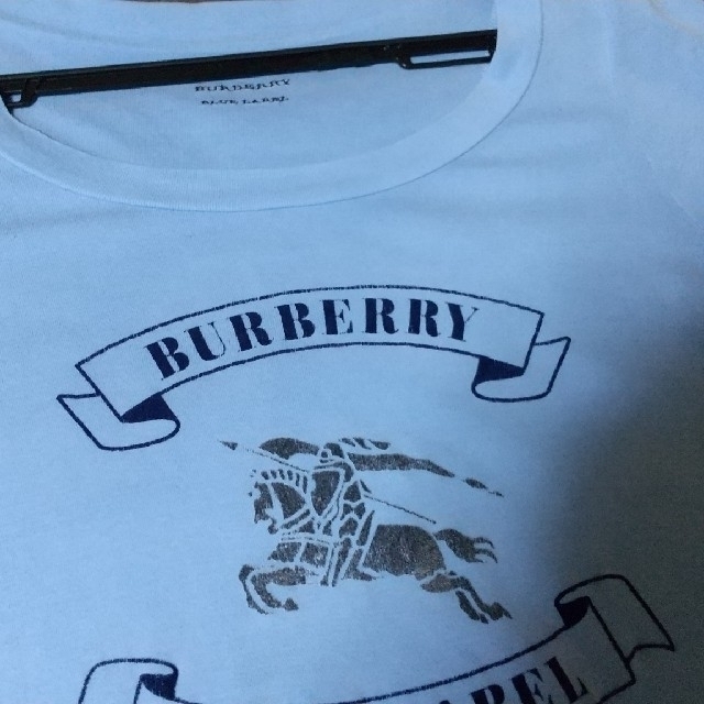 BURBERRY BLUE LABEL(バーバリーブルーレーベル)の⛵️🐬🐳🌈バーバリーブルーレーベル🏖️夏物処分品★激安★🌈🌈🌈 レディースのトップス(Tシャツ(半袖/袖なし))の商品写真