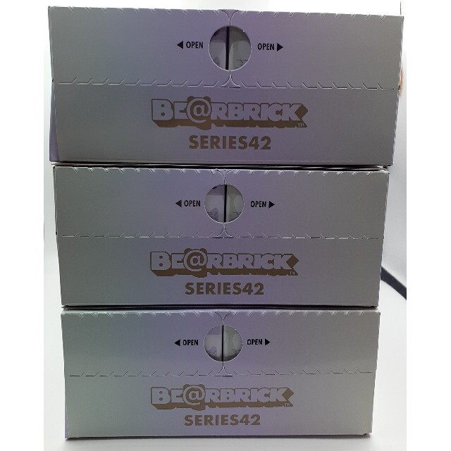 ベアブリック BE@RBRICK SERIES 42 3箱セット ベアブリック BE@RBRICK SERIES 42 3箱セット