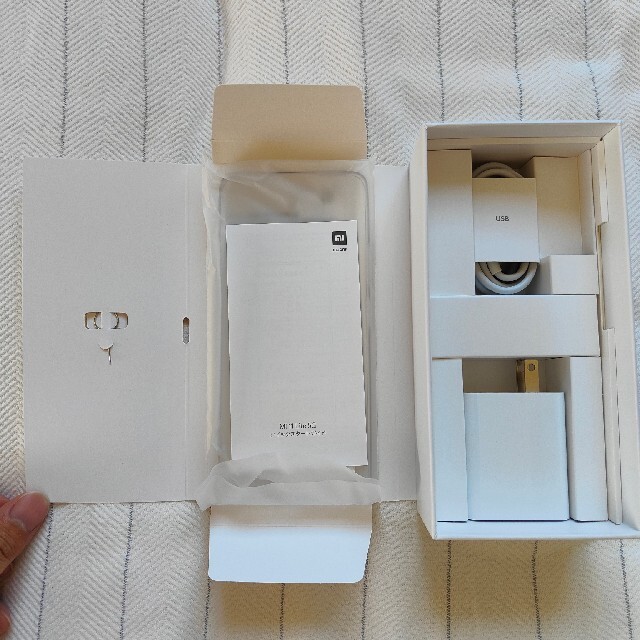 [美品]Xiaomi mi11 lite 5G simフリー　国内版 3