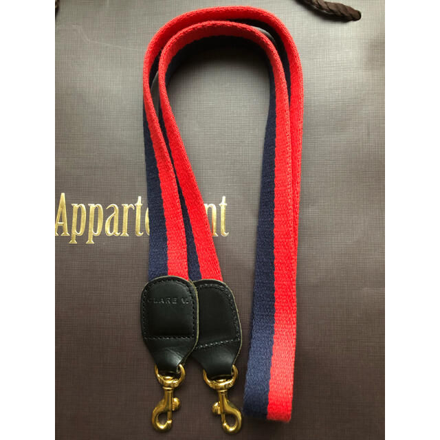 L'Appartement DEUXIEME CLASSE(アパルトモンドゥーズィエムクラス)の美品　L'Appartement◇CLARE V STRAP ネイビー レディースのファッション小物(ベルト)の商品写真