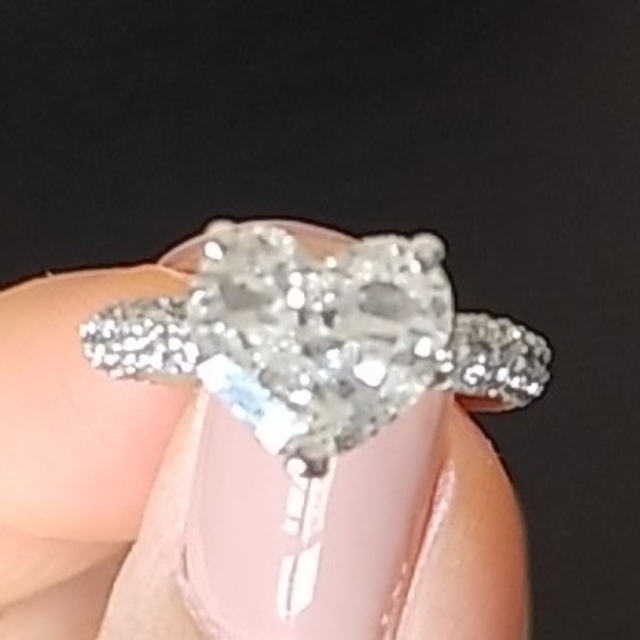 Tiffany & Co.(ティファニー)の1.2ctアップ！ハートシェープダイヤモンド♥贅沢ピンキーリング レディースのアクセサリー(リング(指輪))の商品写真