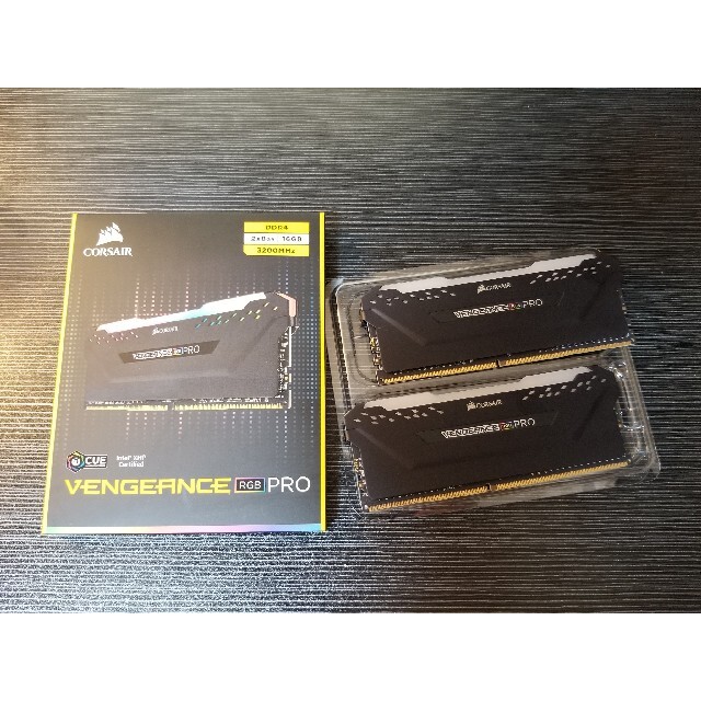 Corsair コルセア DDR4 メモリ RGB 16GB 3200MHz