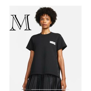 ナイキ(NIKE)のMサイズ　Nike sacai ウィメンズトップ　ブラック　新品(Tシャツ(半袖/袖なし))