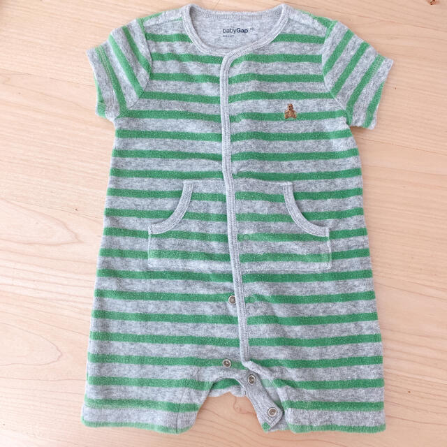 babyGAP(ベビーギャップ)のbaby GAP ロンパース(70サイズ) キッズ/ベビー/マタニティのベビー服(~85cm)(ロンパース)の商品写真