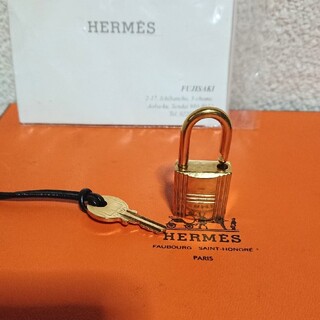エルメス(Hermes)のHERMES ゴールド カデナパドロック南京錠、鍵付き！(ネックレス)